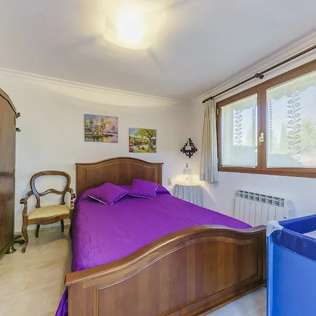 Moreu Villa